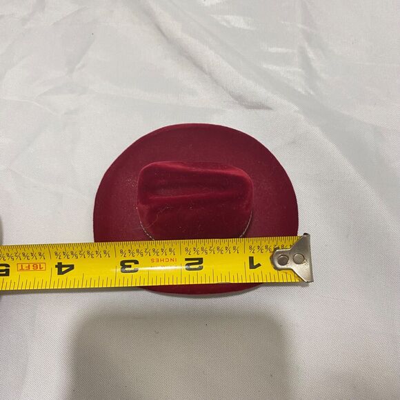 Vintage Cowboy Hat Earring Box with Small Half Inch Chunk of Pyrite Inside - Picture 10 of 11